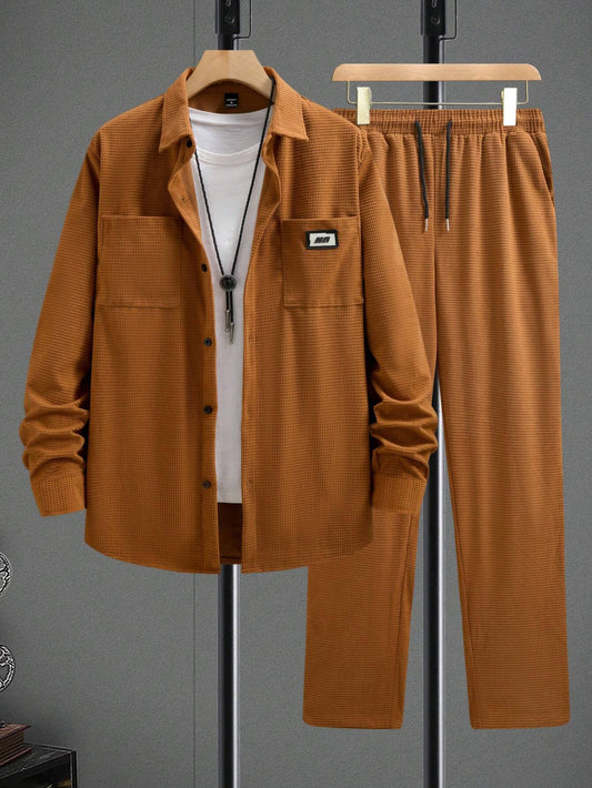 Ensemble pour Hommes ( sans le Tee-shirt et le collier)